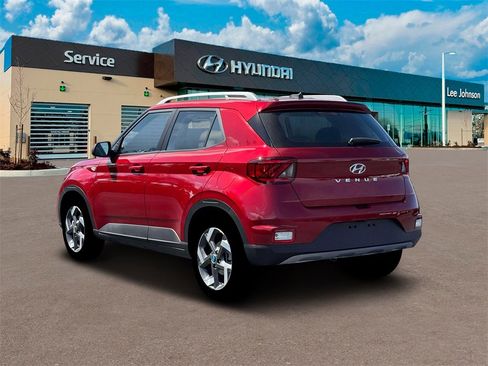 New 2026 Hyundai Venue SEL image 5
