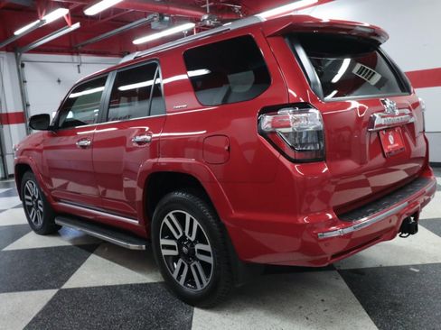 Used 2022 Toyota 4Runner Limited AWD/4WD image 6