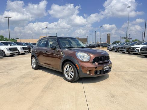 Used 2013 MINI Cooper Countryman S FWD image 3