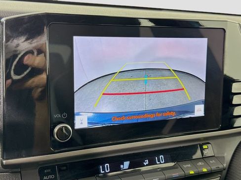 Certified 2025 Toyota Camry SE FWD image 15