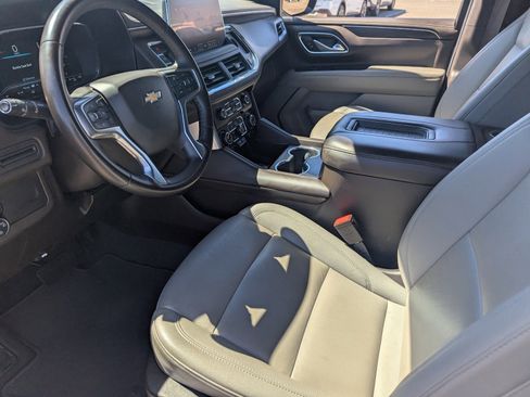 Used 2024 Chevrolet Suburban LT image 10