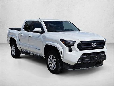 Used 2026 Toyota Tacoma SR5 RWD image 3