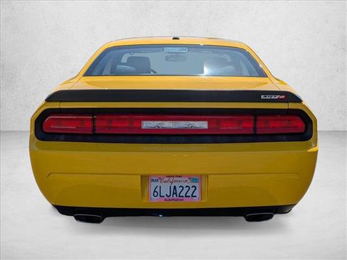 Used 2010 Dodge Challenger SRT8 w/ SRT Option Group II RWD image 7