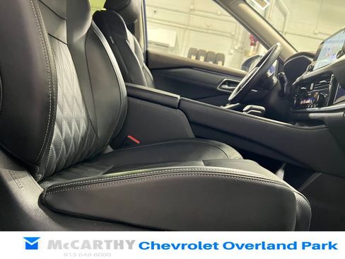 Used 2023 Nissan Rogue Platinum w/ Platinum Premium Package AWD/4WD image 34
