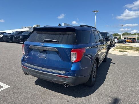 Used 2021 Ford Explorer XLT w/ Equipment Group 202A RWD image 2