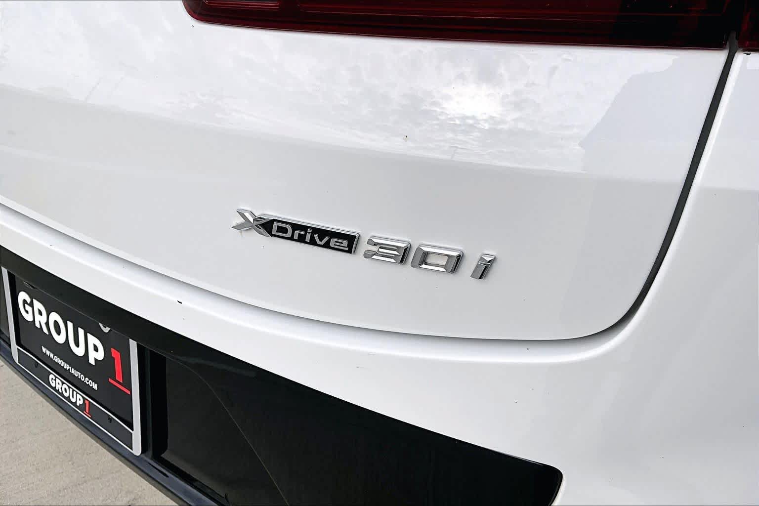 Used 2024 BMW X4 xDrive30i w/ Premium Package AWD/4WD image 9