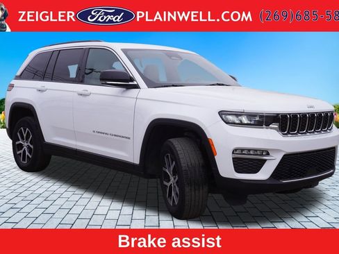 Used 2024 Jeep Grand Cherokee Limited AWD/4WD image 7