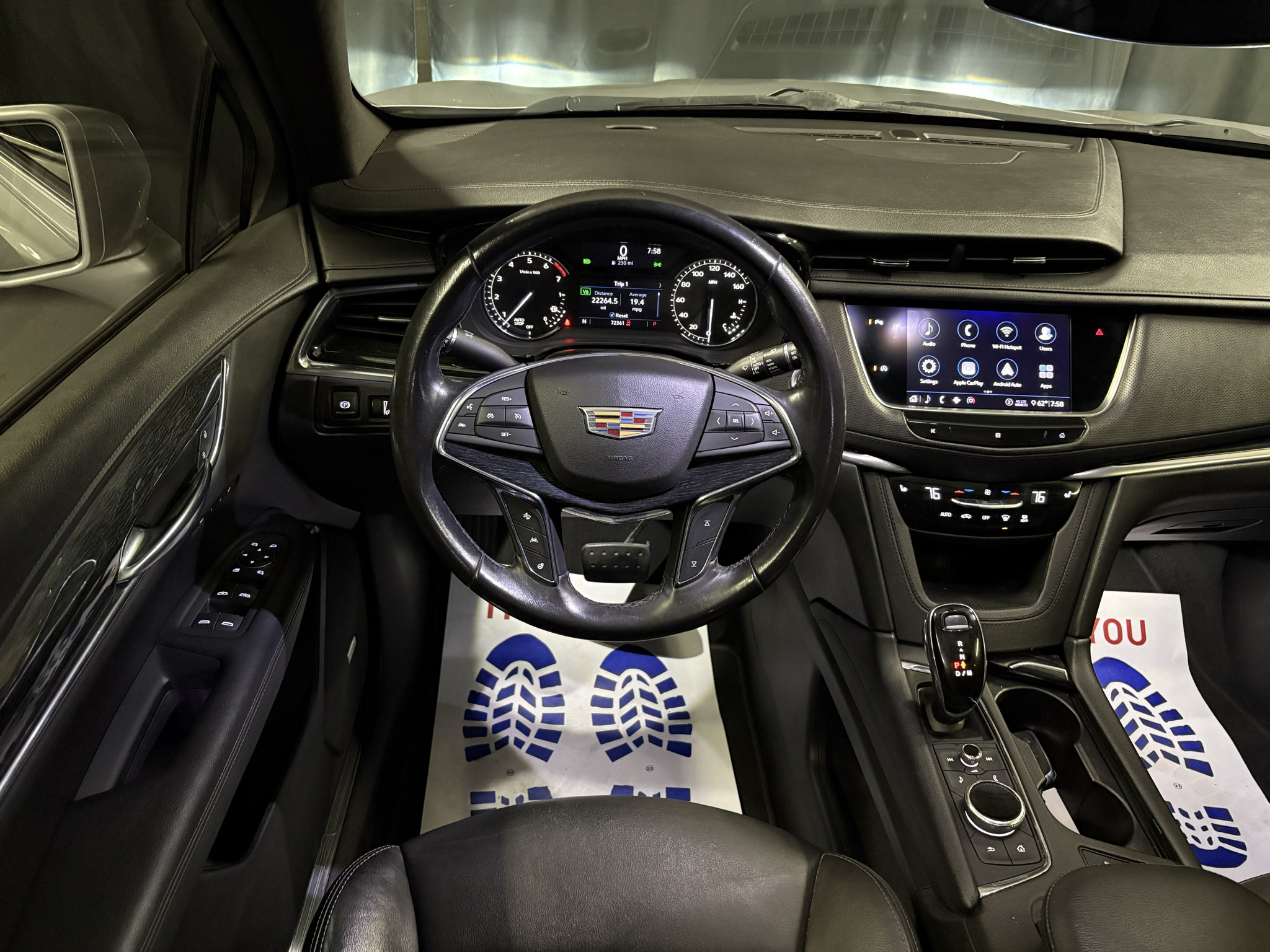 Used 2020 Cadillac XT5 Premium Luxury FWD image 9