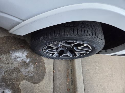 Used 2025 RAM 1500 Laramie w/ Sport Appearance Package image 11