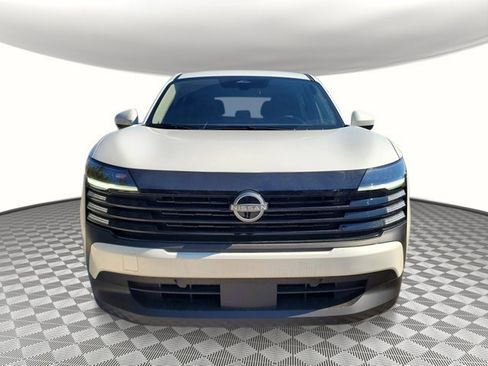 New 2025 Nissan Kicks SV image 7