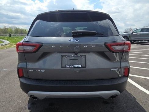 Certified 2025 Ford Escape Active image 9