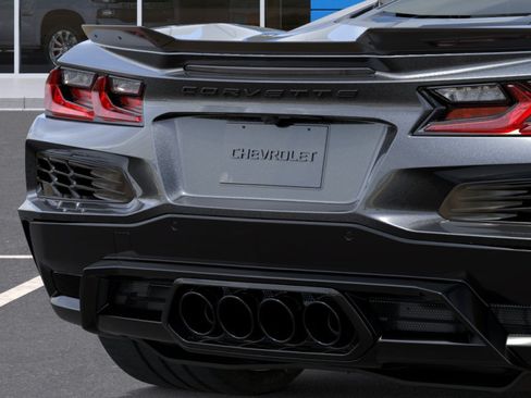 New 2027 Chevrolet Corvette Z06 w/ Stealth Interior Trim Package RWD image 14