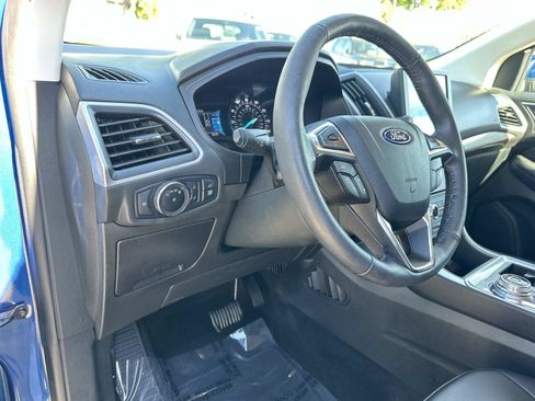Used 2023 Ford Edge SEL w/ Convenience Package image 19