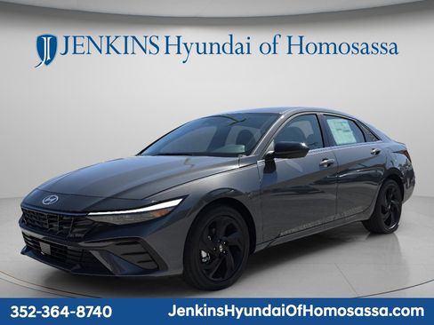 New 2026 Hyundai Elantra SEL Sport Premium FWD image 9