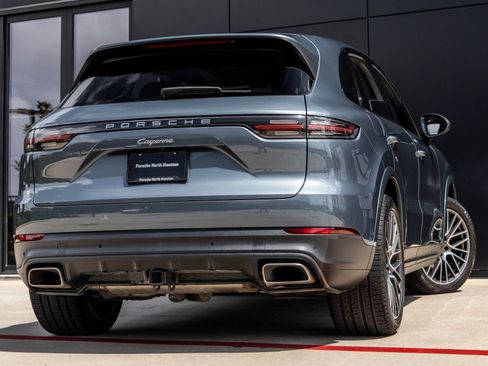 Certified 2019 Porsche Cayenne AWD/4WD image 11
