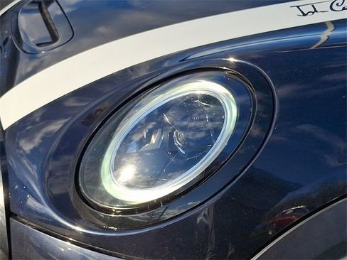 Used 2022 MINI Cooper S image 9
