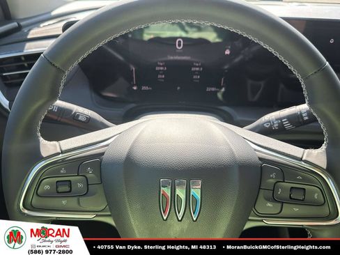 Certified 2024 Buick Encore GX Preferred FWD image 18