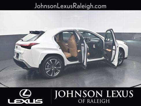 New 2025 Lexus UX 300h FWD image 23