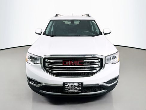 Used 2019 GMC Acadia SLE FWD image 2