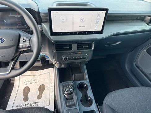 Used 2025 Ford Maverick XL image 8