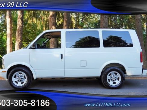 Used 2005 Chevrolet Astro Passenger AWD image 1
