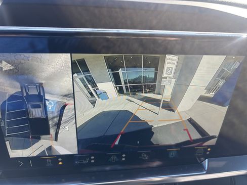 Used 2024 Chevrolet Silverado 3500 High Country w/ High Country Premium Package image 23