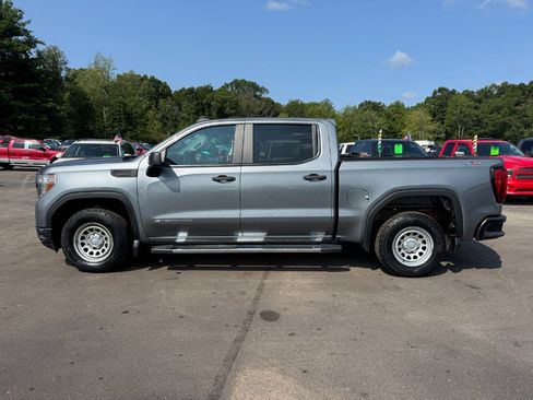 Used 2019 GMC Sierra 1500 4x4 Crew Cab w/ Convenience Package image 2