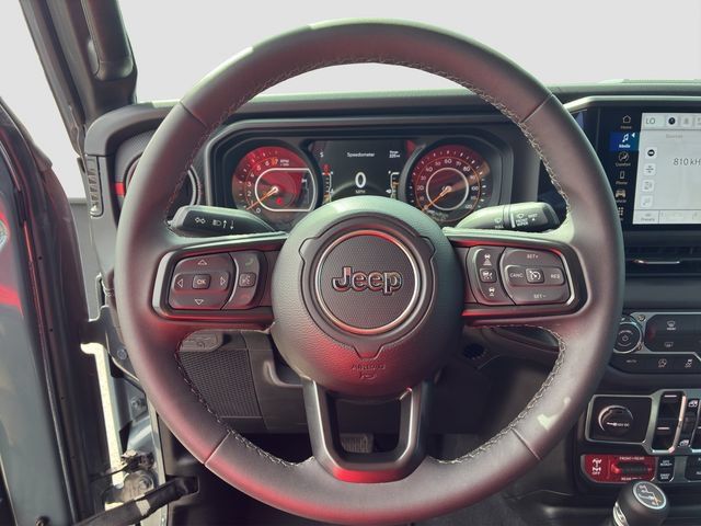 Used 2026 Jeep Gladiator Rubicon AWD/4WD image 16