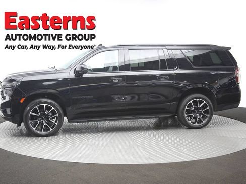 Used 2022 Chevrolet Suburban RST w/ Luxury Package AWD/4WD image 62