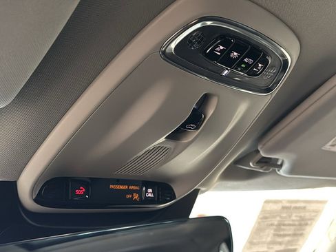 Used 2022 Volvo XC90 T8 Inscription image 20