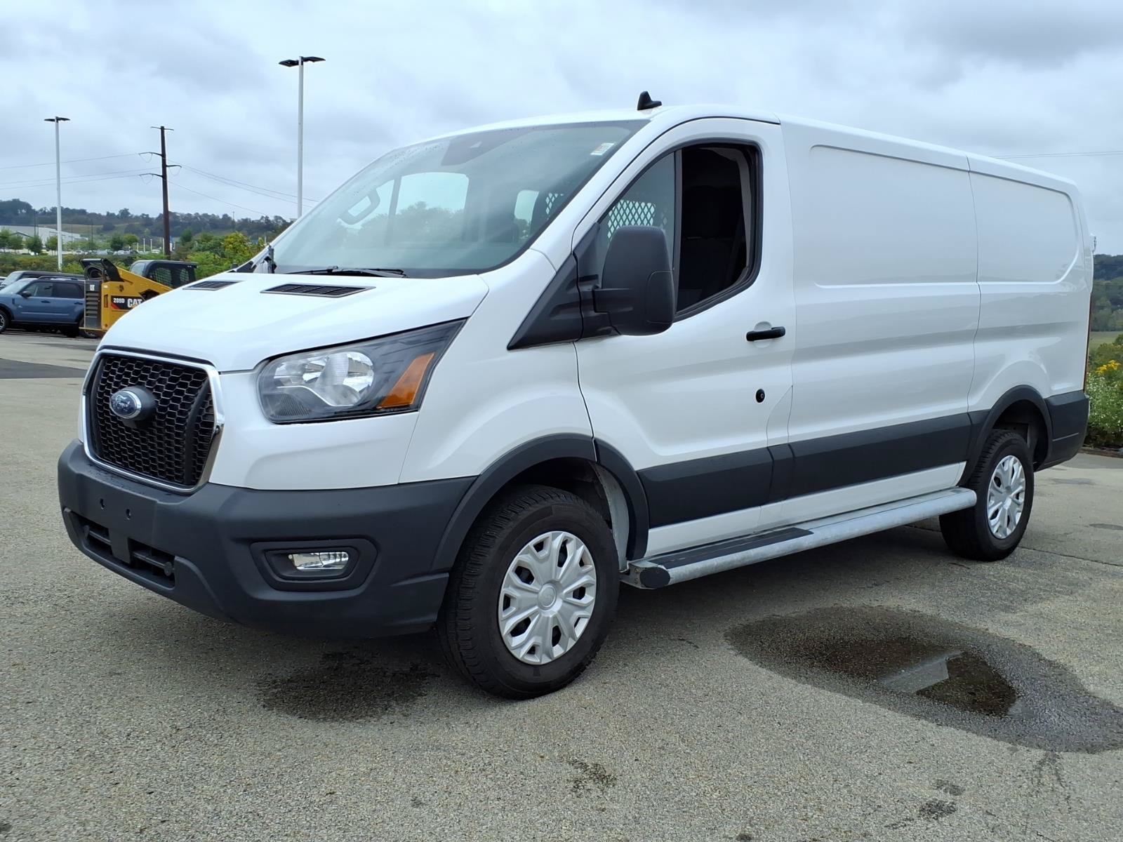 Used 2025 Ford Transit 250 Low Roof w/ Exterior Upgrade Package RWD image 3