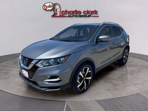 Used 2022 Nissan Rogue Sport SL AWD/4WD image 1