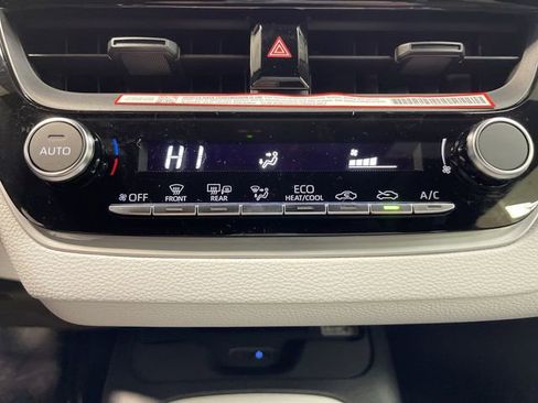 New 2026 Toyota Corolla SE image 11