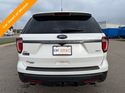 Used 2018 Ford Explorer XLT w/ Equipment Group 202A AWD/4WD image 6