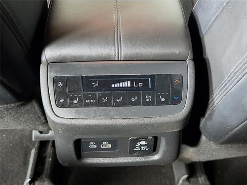 Used 2023 Nissan Pathfinder Platinum AWD/4WD image 27