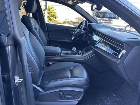Used 2020 Audi Q8 Prestige image 13