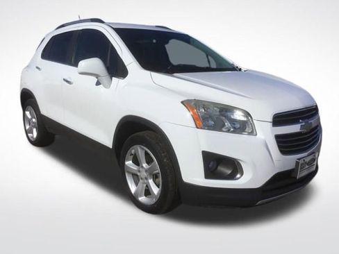 Used 2015 Chevrolet Trax LTZ AWD/4WD image 3
