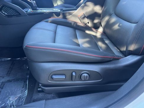 Used 2024 Chevrolet TrailBlazer RS image 14