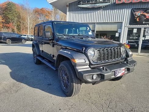 New 2026 Jeep Wrangler Sport S image 20