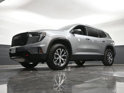 Used 2026 GMC Acadia AT4 w/ Luxury Package AWD/4WD image 24