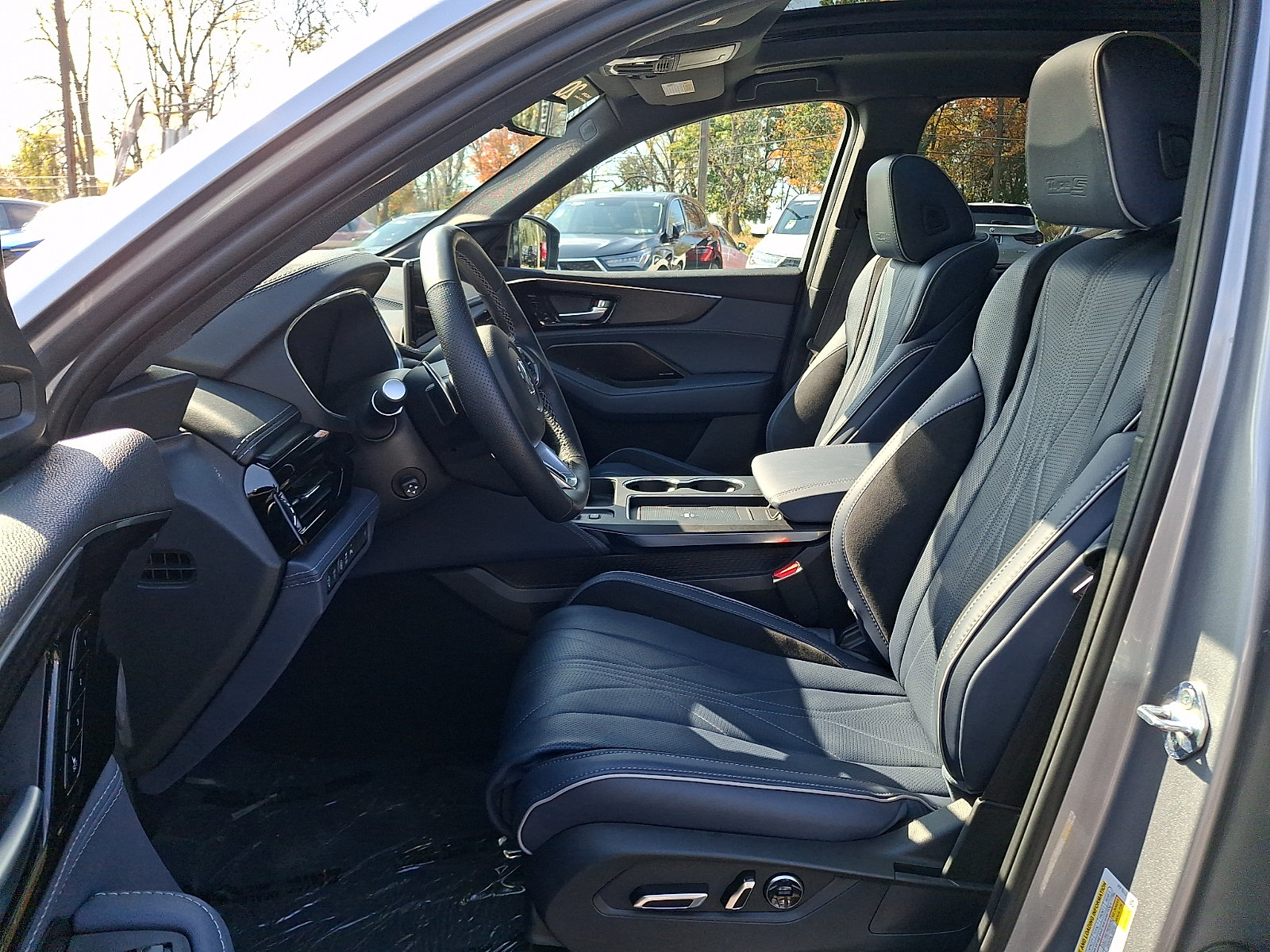 Certified 2025 Acura MDX Type S w/ Advance Package AWD/4WD image 13