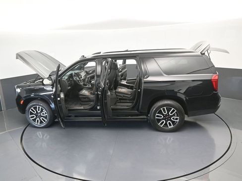 Used 2022 GMC Yukon XL AT4 w/ AT4 Premium Package image 86