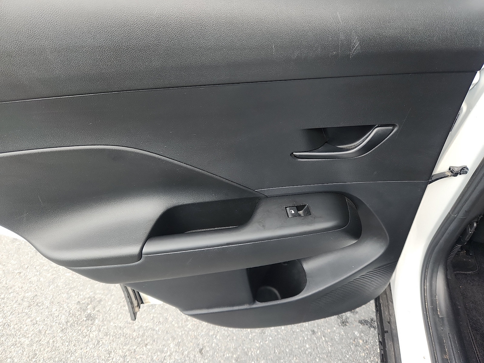 Certified 2024 Hyundai Kona SEL AWD/4WD image 26