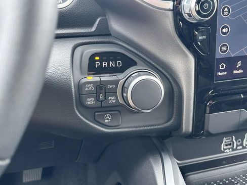 New 2026 RAM 1500 Big Horn AWD/4WD image 14