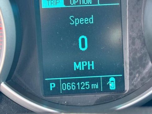 Used 2016 Chevrolet Cruze LT FWD image 34