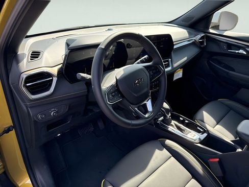 New 2025 Chevrolet TrailBlazer ACTIV w/ Convenience Package AWD/4WD image 24