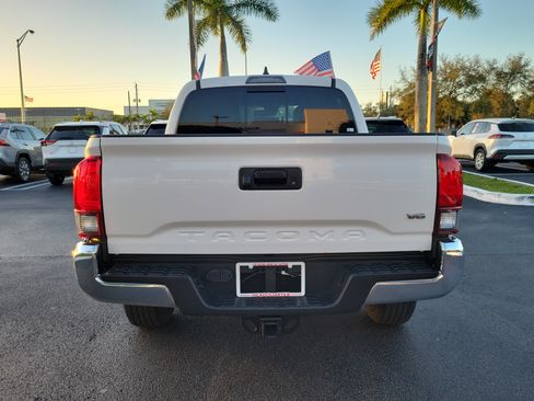 Used 2023 Toyota Tacoma SR5 image 10