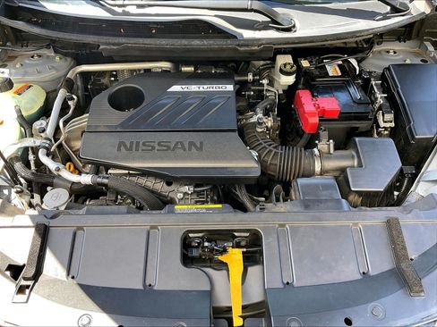 Used 2023 Nissan Rogue Platinum AWD/4WD image 9