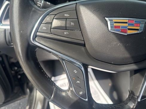 Used 2019 Cadillac XT5 Luxury w/ Trailering Package AWD/4WD image 18