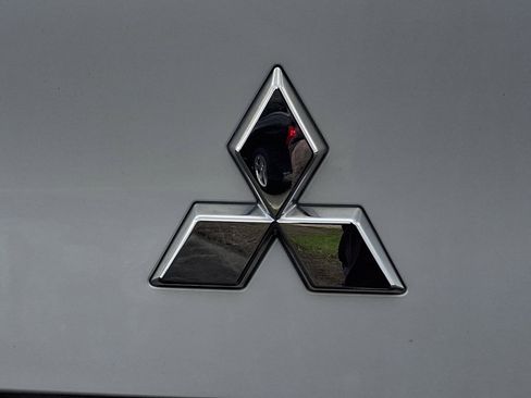 Used 2022 Mitsubishi Outlander ES FWD image 31